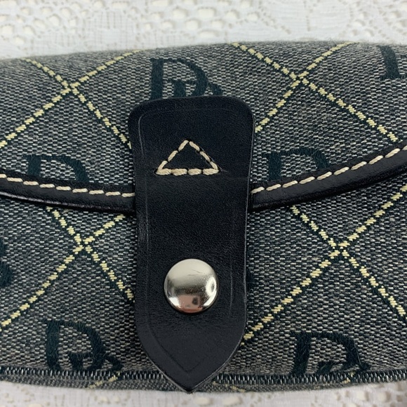Dooney & Bourke Canvas Leather Logo wristlet wallet bag clutch Gray Black Silver - Picture 3 of 13